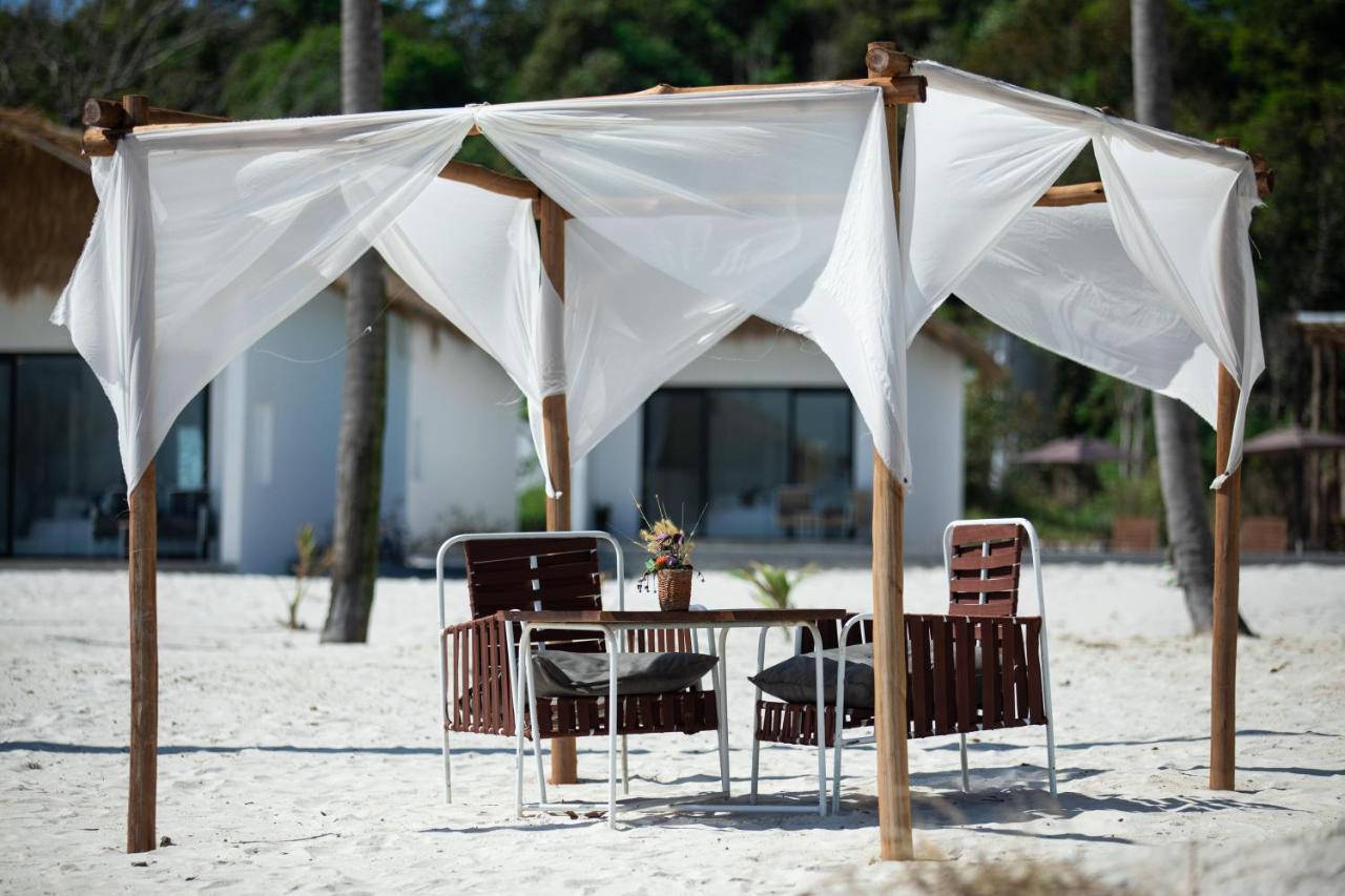 Luna Koh Rong Hotel Pagoda Beach Exterior photo