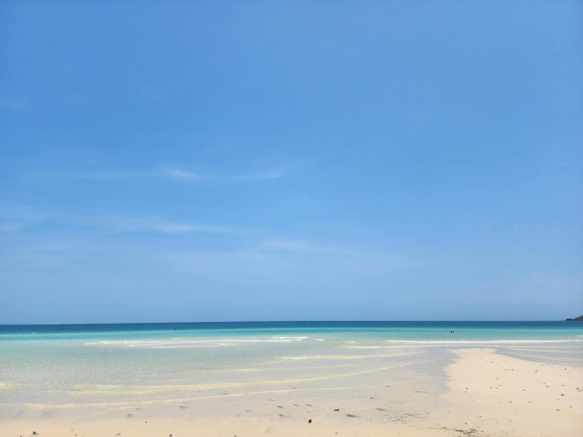 Luna Koh Rong Hotel Pagoda Beach Exterior photo